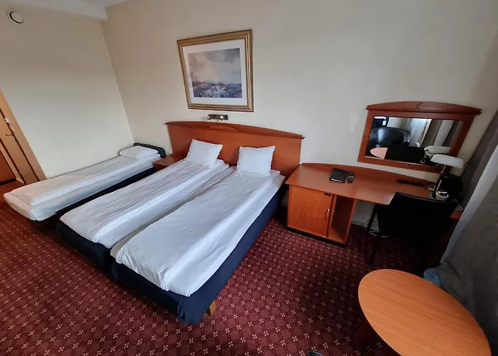 Chesterfield Hotel
